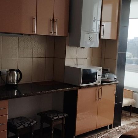 Rooms With Fortetsya View 2 Kamianets-Podilskyi Exterior photo